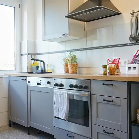 Appartement Grosszuegiges Industrie Design Fuer Bis Zu 6 Personen, Naehe Messe Und Dus, Verkehrsguenstig - Familien, Gruppen Und Firmen