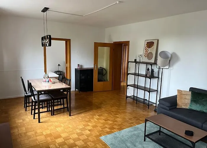 Grosszuegiges Industrie Design Fuer Bis Zu 6 Personen, Naehe Messe Und Dus, Verkehrsguenstig - Familien, Gruppen Und Firmen * Krefeld