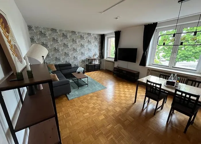 Grosszuegiges Industrie Design Fuer Bis Zu 6 Personen, Naehe Messe Und Dus, Verkehrsguenstig - Familien, Gruppen Und Firmen Appartement Krefeld