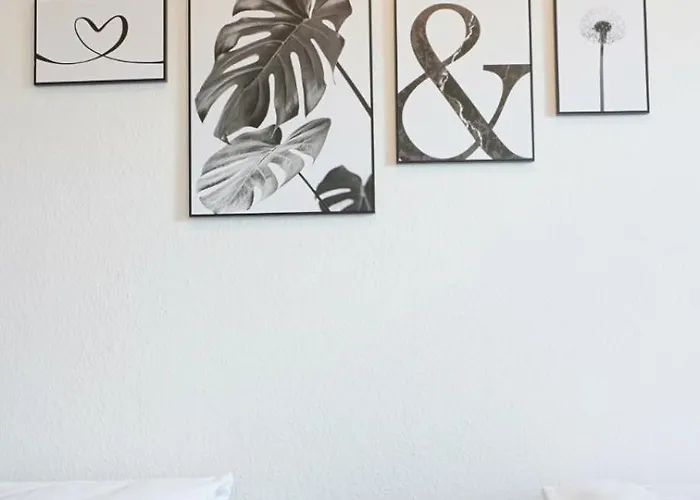 Appartement Grosszuegiges Industrie Design Fuer Bis Zu 6 Personen, Naehe Messe Und Dus, Verkehrsguenstig - Familien, Gruppen Und Firmen *