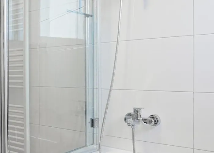 Appartement Grosszuegiges Industrie Design Fuer Bis Zu 6 Personen, Naehe Messe Und Dus, Verkehrsguenstig - Familien, Gruppen Und Firmen Krefeld